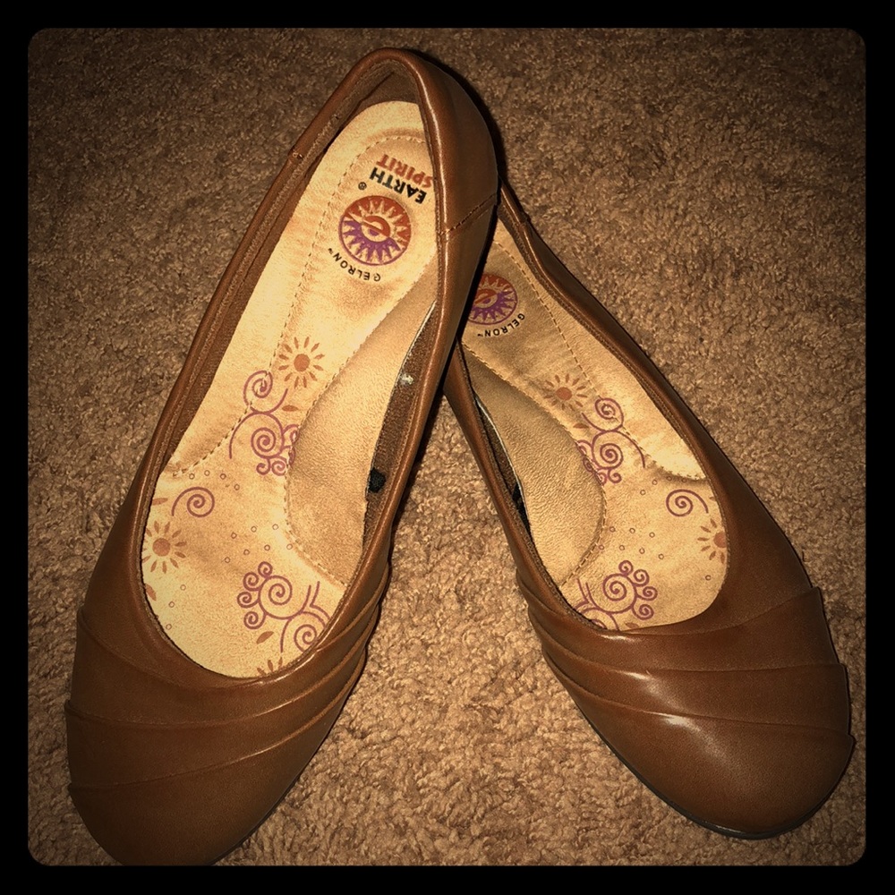 Ballet flats